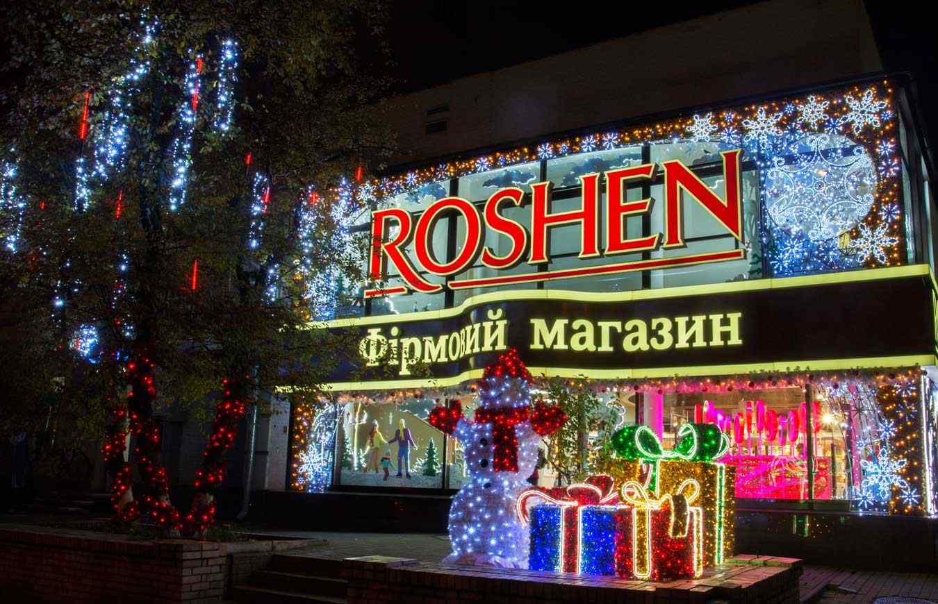 Монтаж демонтаж та продаж новорічних гірлянд